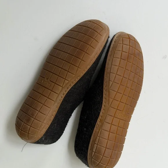Glerups Denmark Cozy Black Wool Slippers sz 39 - Picture 3 of 5